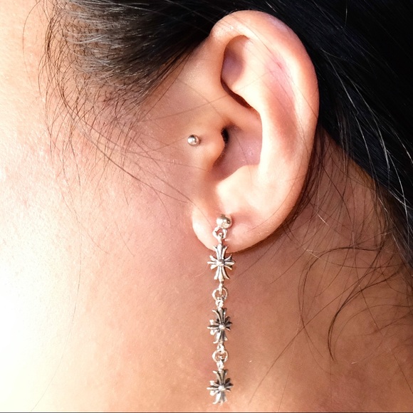 Chrome Hearts plus 3 dangle earring - Picture 3 of 3